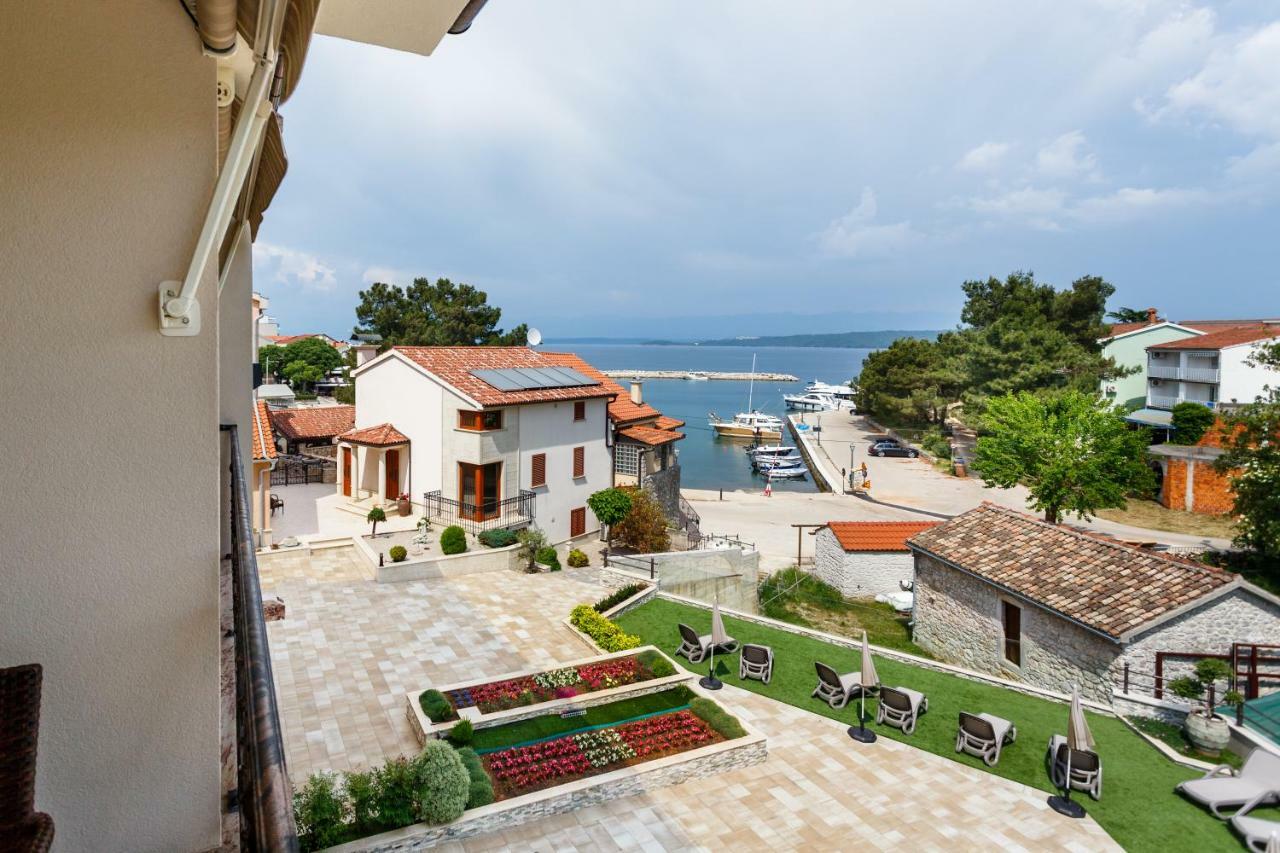 Villa Aria 1 Малинска Экстерьер фото