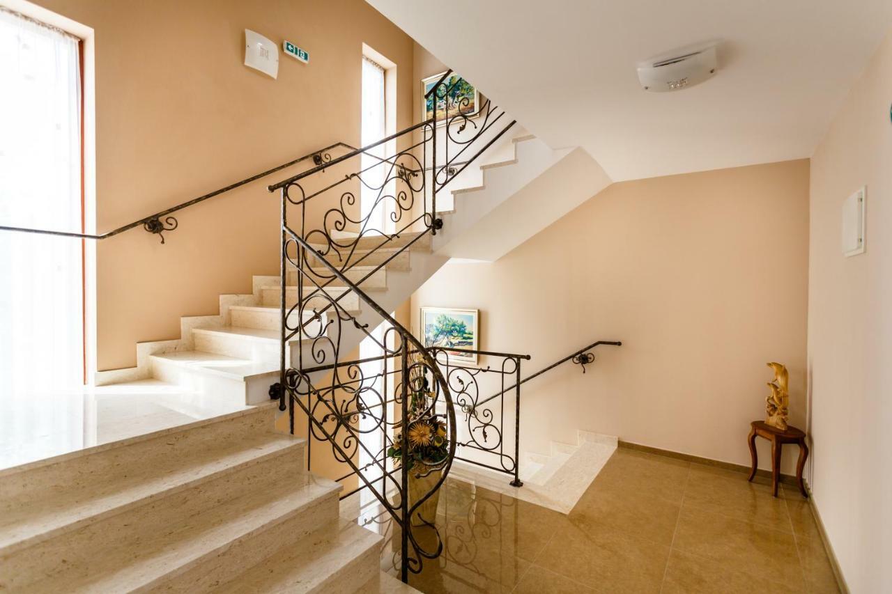 Villa Aria 1 Малинска Экстерьер фото